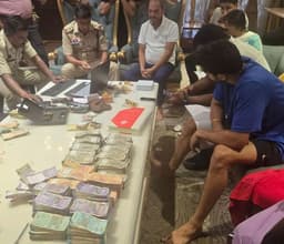 रायपुर पुलिस ने रोहित तोमर के घर से करोड़ों की संपत्ति और हथियारों के साथ की गिरफ्तारी
